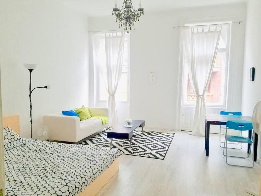 Bright And Cozy - City Center Apt Budapešť Exteriér fotografie